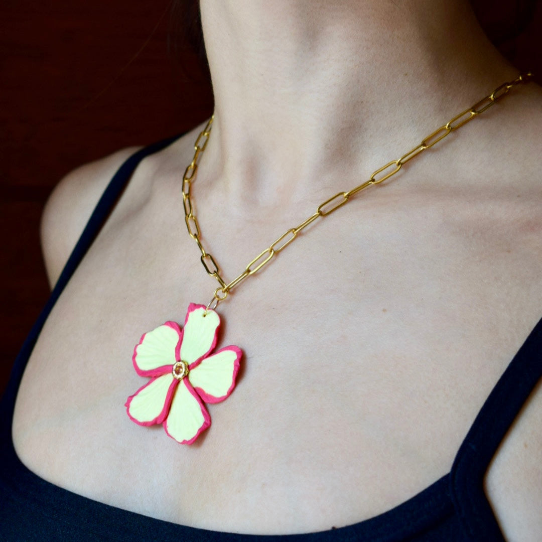 Collar fusion floral