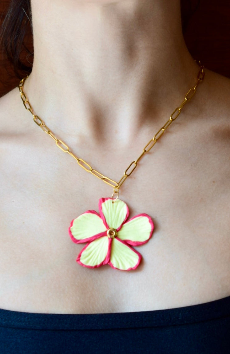 Collar fusion floral